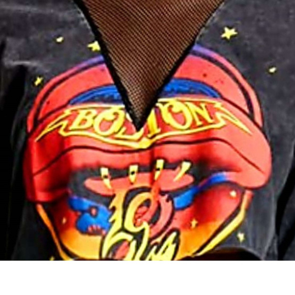 Boston Logo metal rock Raw Cut Official Crop Tee S M NWT - Picture 2 of 4